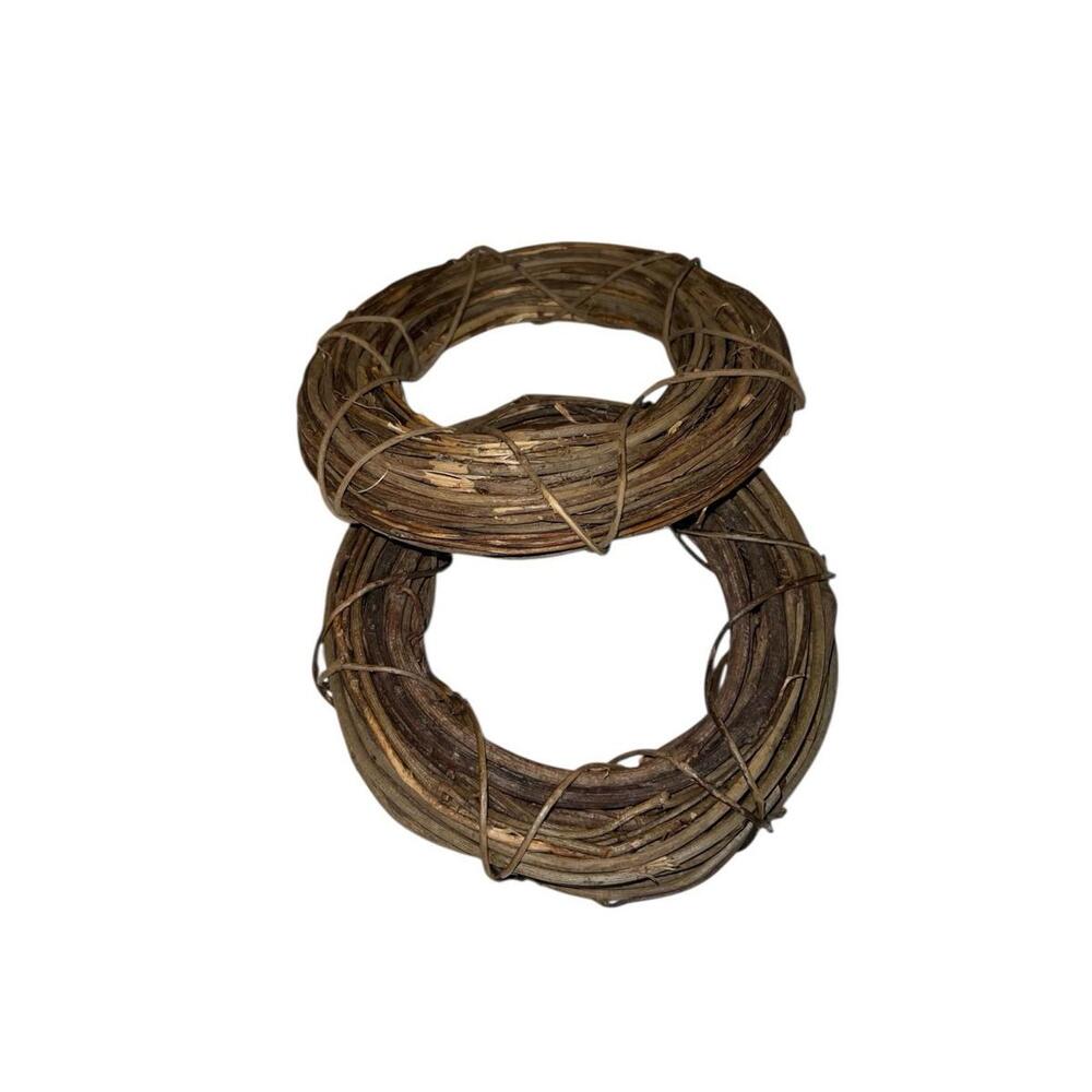 Set of 2 Natural 6" Grapevine Wreaths‎ | DIY Craft Supply Base | Rustic Decor